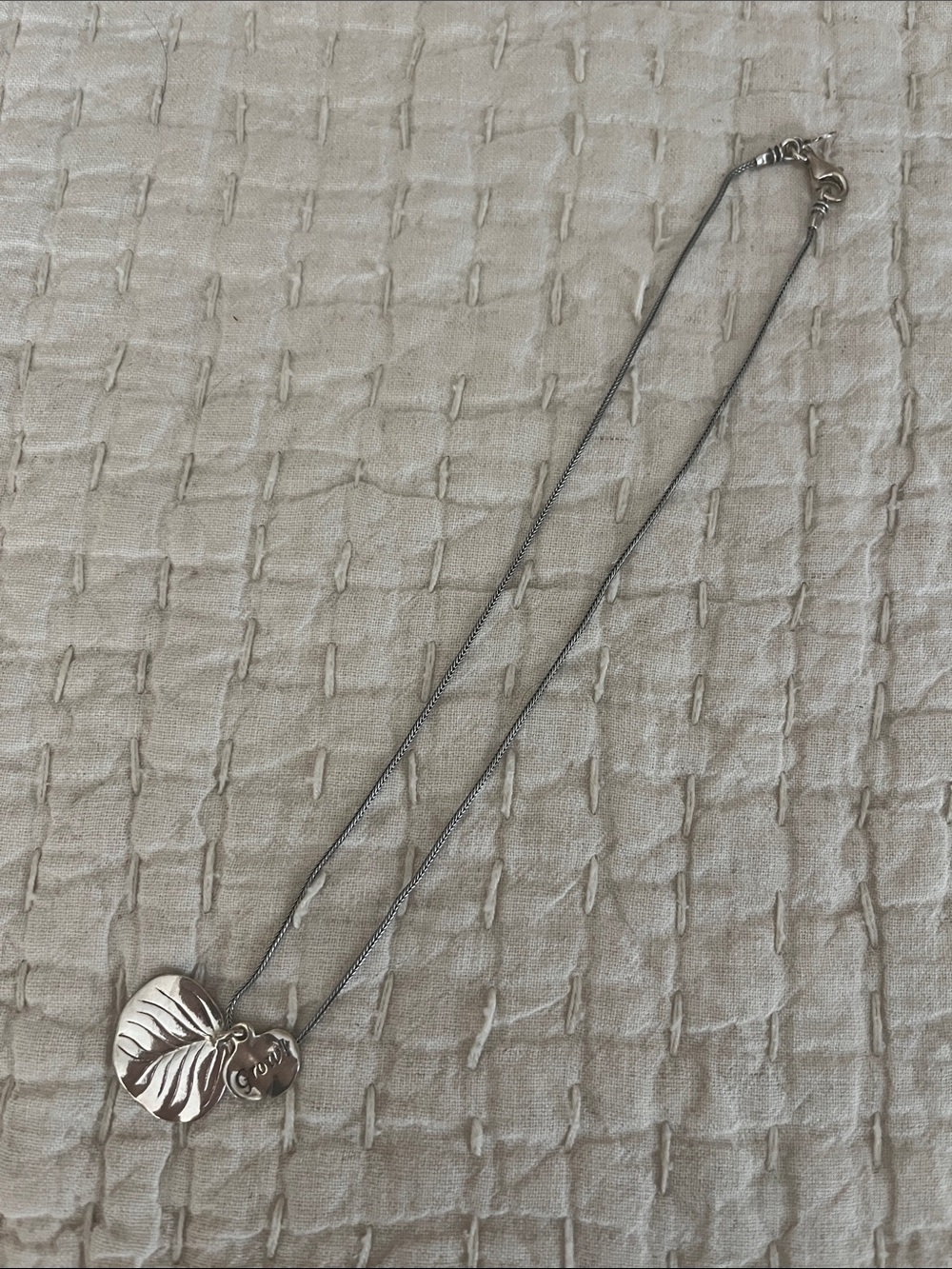 Sterling Silver Leaf Pendant Necklace - Elegant Silver Finish